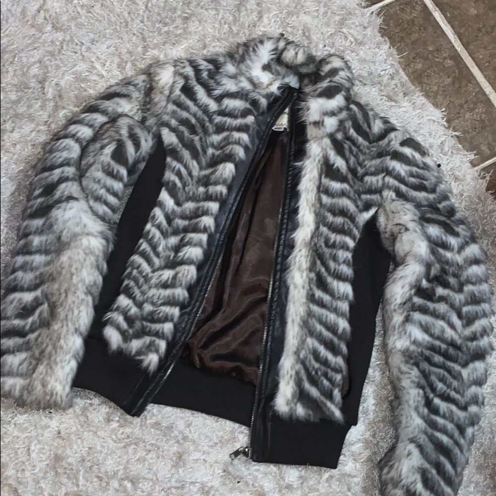 Fashion Nova faux Fur coat
